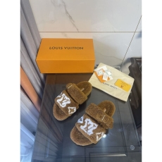 Louis Vuitton Slippers